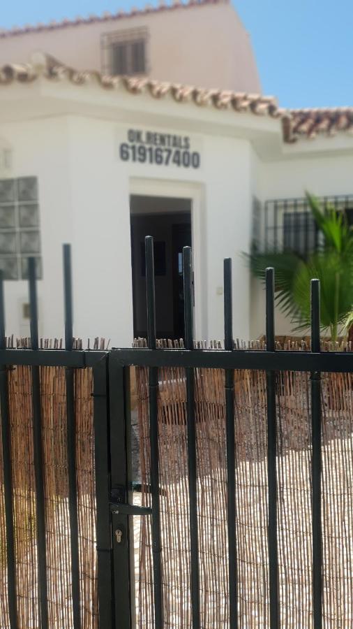 Casita Beach Front Torrox Extérieur photo